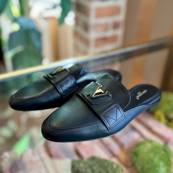 LOUIS VUITTON LV Capri Black Calf Leather Open Back Loafer Sz 37.5 - Picture 1 of 5